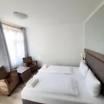 Hotel Knoepel 3*