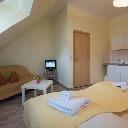Knoepel Hotel
