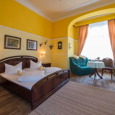 Knoepel Hotel