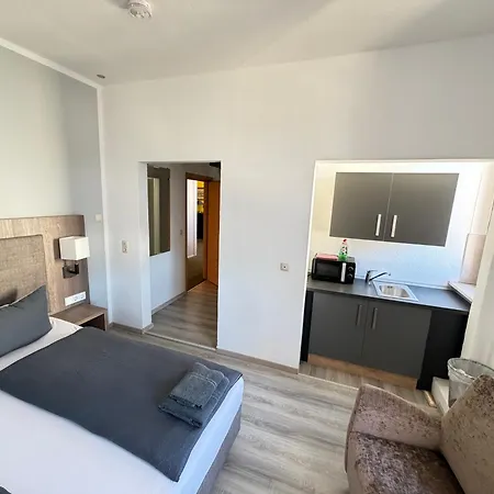 Ξενοδοχείο Knoepel 3*